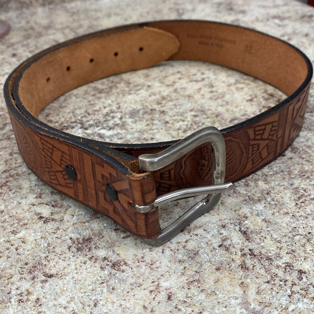 Levi’s 32 tooled brown leather belt